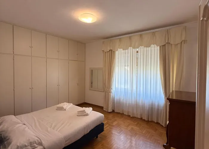 Aurelia With Parking And Near Vatican